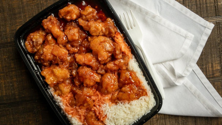 C29. General Tso's Chicken Combo Platter