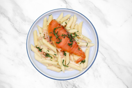 Nb-9 Smoked Salmon Bechamel Penne Yān Xūn Sān Wén Yú Bái Zhī Tōng Xīn Fěn