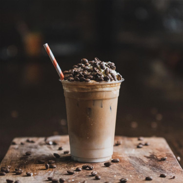 Dubbele Chocolaty Chip Crème Frappuccino Gemengde Drank