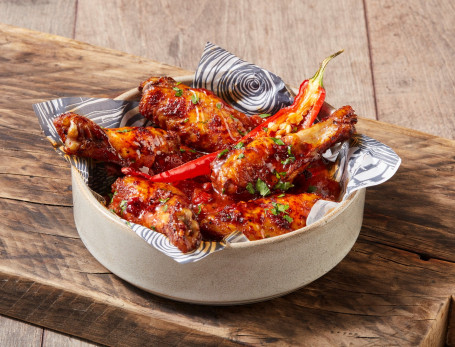 Levering Exclusieve Chilli Chicken Wings