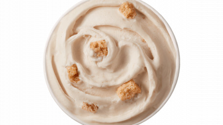 Nieuw! Cinnamon Roll Centers Blizzard Treat