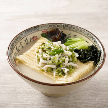 Xuě Cài Ròu Sī Zhū Gǔ Tāng Lā Miàn La Mian With Shredded Pork And Preserved Vegetable In Signature Pork Bone Soup