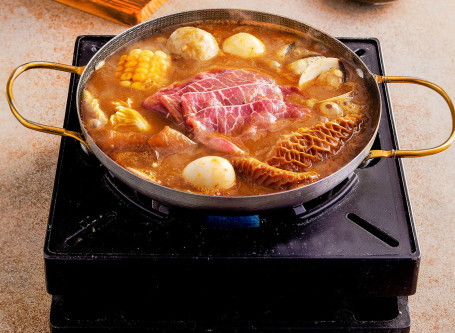 Shā Chá Niú Ròu Guō Satay Beef Hot Pot