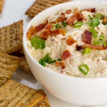 Witte Cheddar Bacon Dip