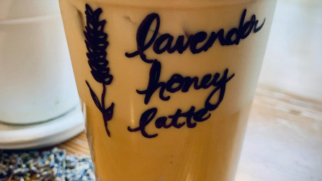 Ijshoning Lavendel Latte