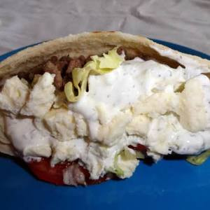 Rundvlees Gyro Sandwich