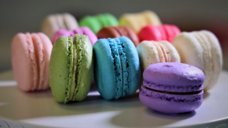 French Macarons (12)