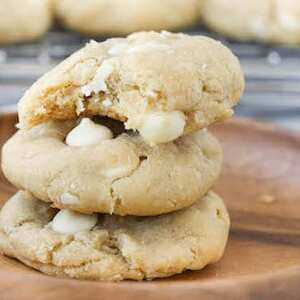 Witte Chocolade Macadamia Notenkoekje