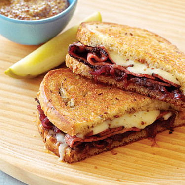 Gegrilde Pastrami Reuben