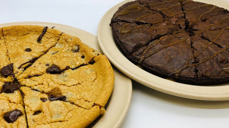 Chewy Gooey Chocolate Chunk Pizza