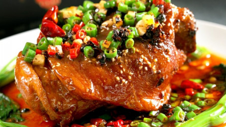 Guan Fu Pork Shank