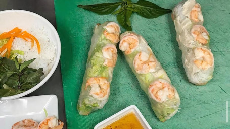 A2. Fresh Spring Rolls