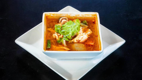 23. Small Spicy And Sour Soup (Tom Yum)