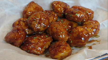 Boneless Wings 10 Boneless Nuggets