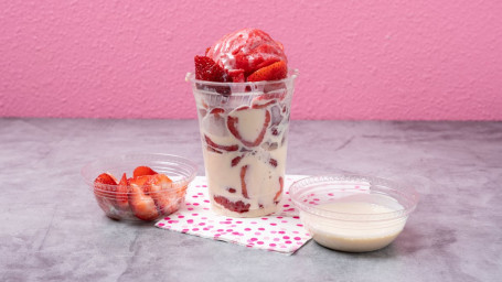 Fresas Con Crema En Nieve