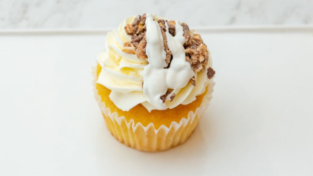 Snickers Cupcake