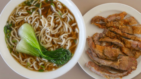 Fry Pork Chop Noodle Soup Pái Gǔ Miàn