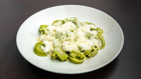 Spinazie Tortellini Met Alfredo Saus