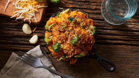 Mac And Cheese With Garlic And Broccoli